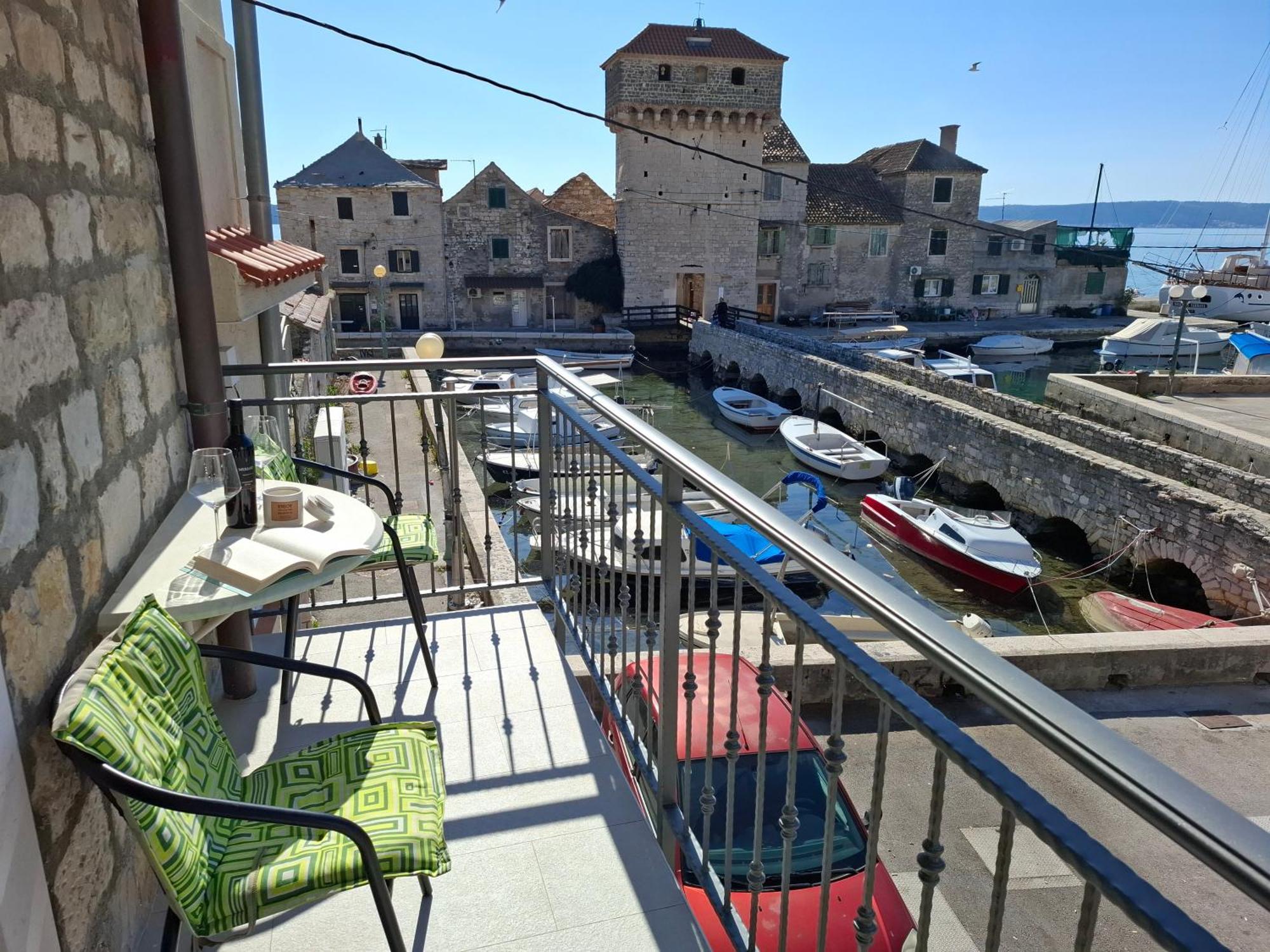 Apartment Kastilac Каштела Экстерьер фото