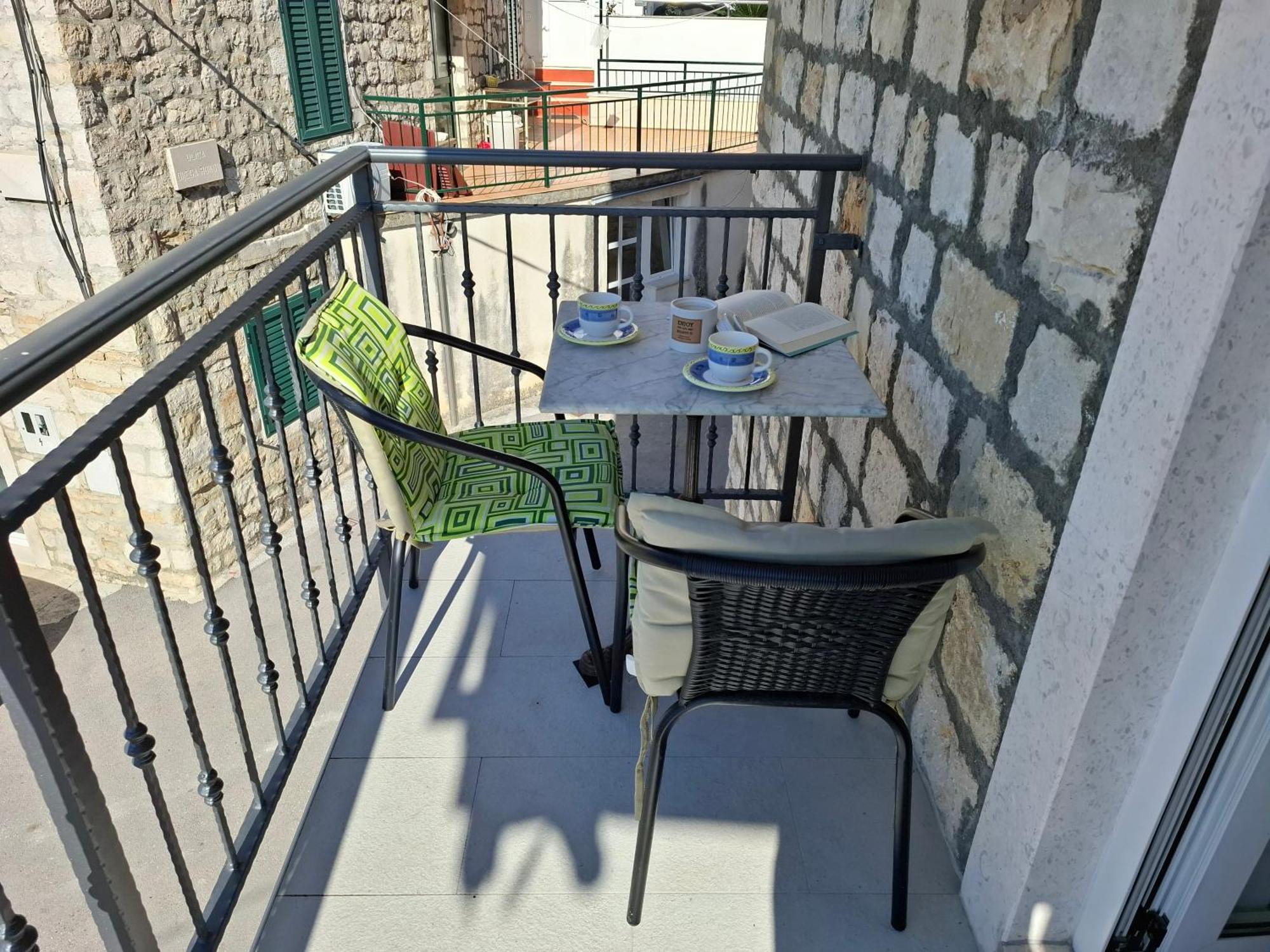 Apartment Kastilac Каштела Экстерьер фото