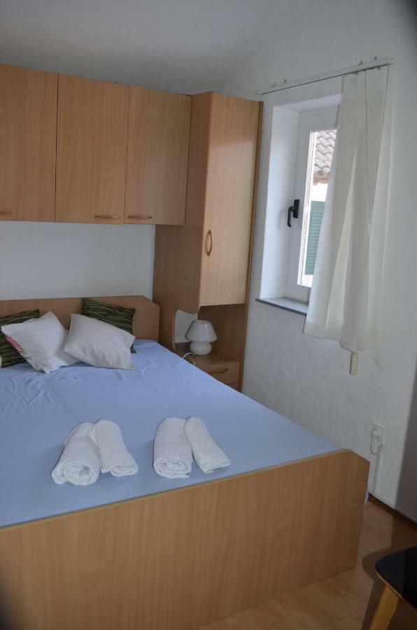 Apartment Kastilac Каштела Экстерьер фото